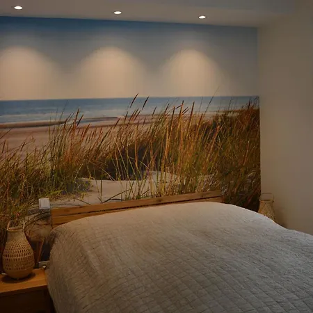 Schoene Zeit! 15204 アパート レーア